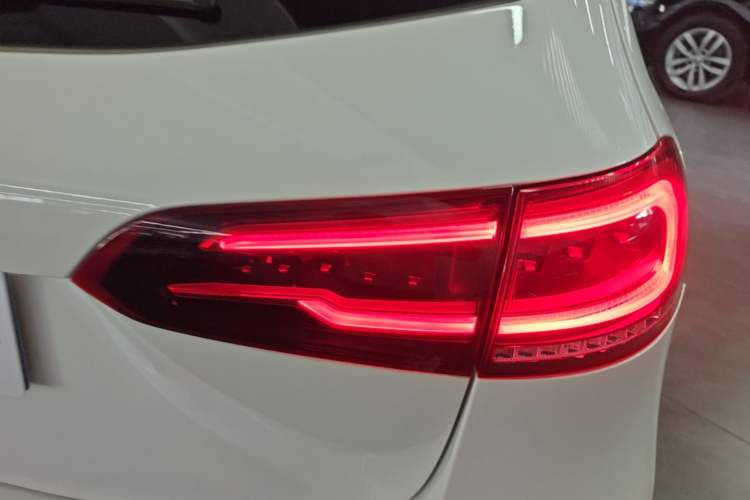 Used Mercedes-Benz B-Class 2021 B 200 Sport Edition Right Rear Taillight