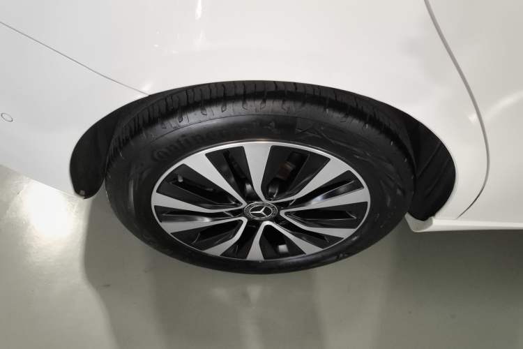 Used Mercedes-Benz B-Class 2021 B 200 Sport Edition Right Rear Wheel Hub