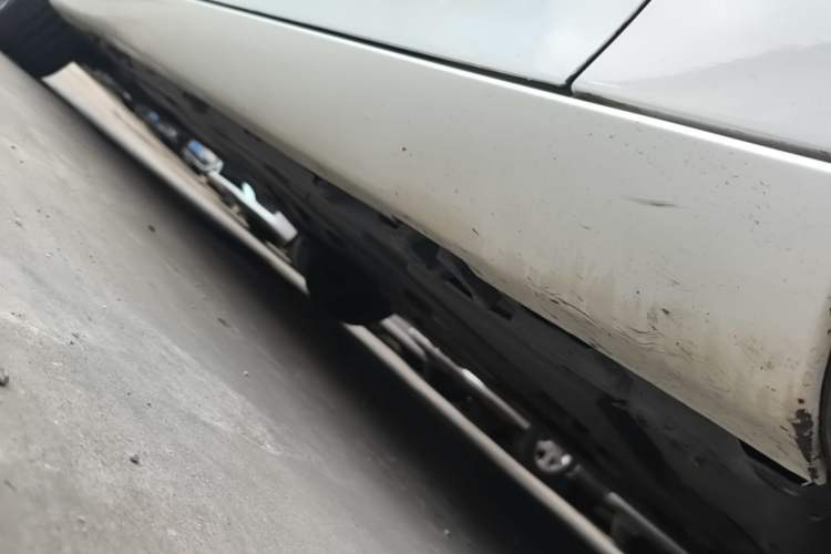 Used Mercedes-Benz B-Class 2021 B 200 Sport Edition Right Side Sill