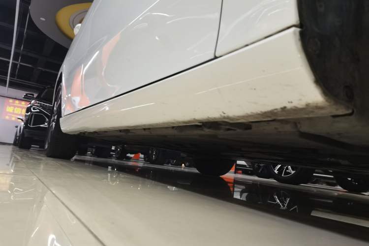 Used Mercedes-Benz B-Class 2021 B 200 Sport Edition Right Side Sill