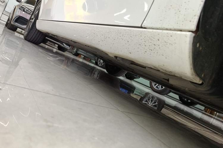 Used Mercedes-Benz B-Class 2021 B 200 Sport Edition Right Side Sill