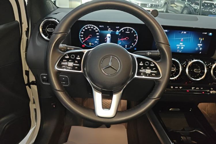 Used Mercedes-Benz B-Class 2021 B 200 Fashion Model Steering Wheel