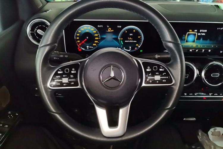 Used Mercedes-Benz B-Class 2021 B 200 Sport Edition Steering Wheel