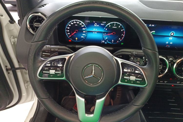 Used Mercedes-Benz B-Class 2021 B 200 Sport Edition Steering Wheel