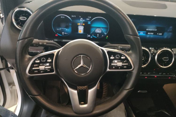 Used Mercedes-Benz B-Class 2021 B 200 Fashion Model Steering Wheel