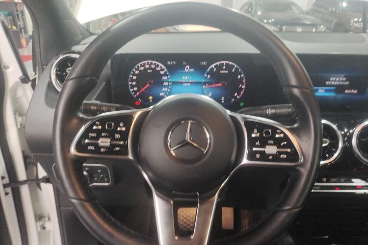 Used Mercedes-Benz B-Class 2021 B 180 Fashion Model Steering Wheel