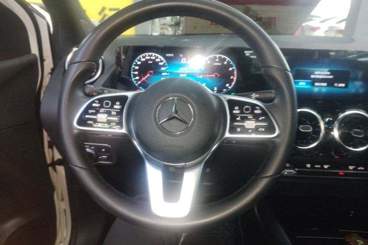 Used Mercedes-Benz B-Class 2021 B 200 Fashion Model Steering Wheel