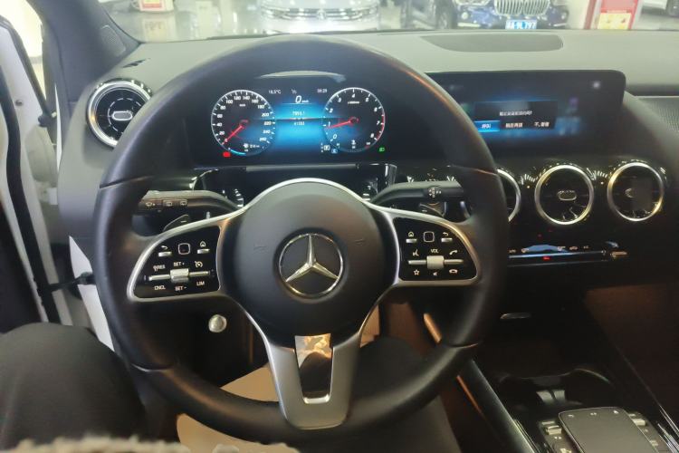Used Mercedes-Benz B-Class 2021 B 200 Sport Edition Steering Wheel