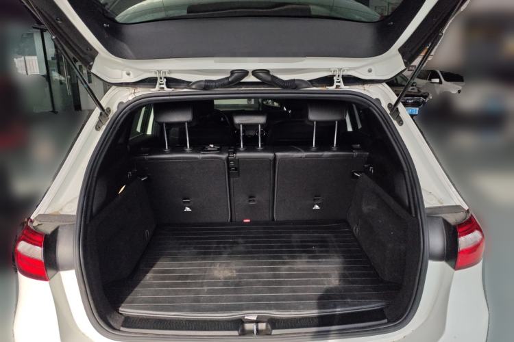 Used Mercedes-Benz B-Class 2021 B 180 Fashion Model Trunk
