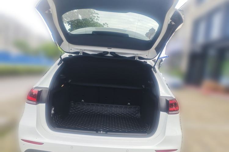 Used Mercedes-Benz B-Class 2021 B 200 Fashion Model Trunk