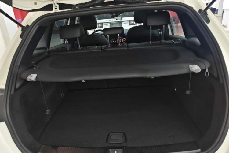 Used Mercedes-Benz B-Class 2021 B 200 Fashion Model Trunk