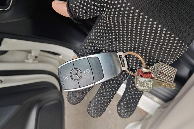 Used Mercedes-Benz B-Class 2021 B 200 Sport Edition Vehicle Key