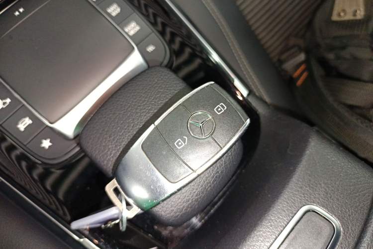 Used Mercedes-Benz B-Class 2021 B 200 Sport Edition Vehicle Key