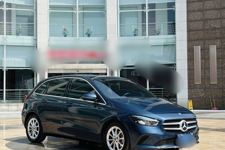Used Mercedes-Benz B-Class 2022 Second Facelift B 200 Fashion Edition Exterior 5