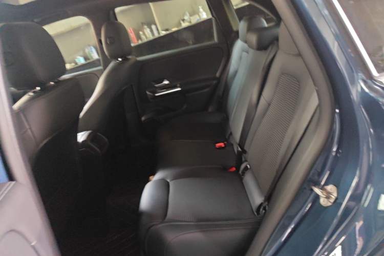 Used Mercedes-Benz B-Class 2022 B 200 Sport Edition Left Rear Seat