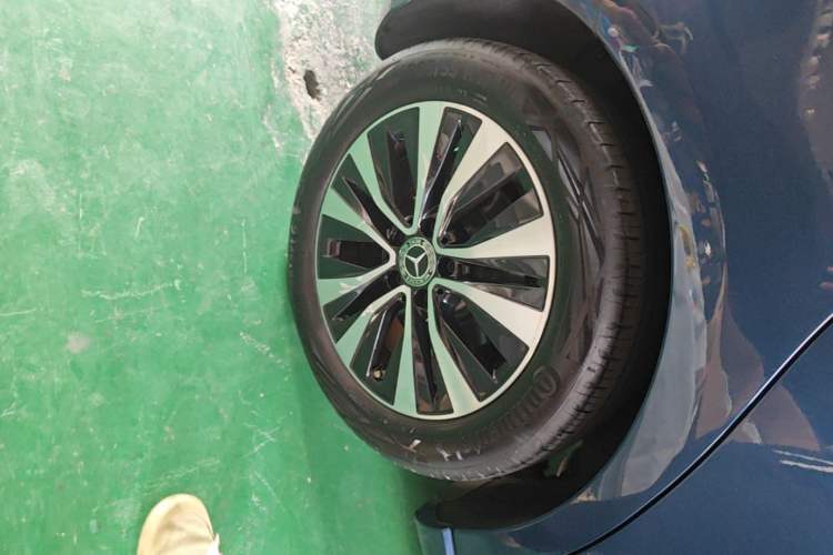 Used Mercedes-Benz B-Class 2022 B 200 Sport Edition Right Rear Wheel Hub