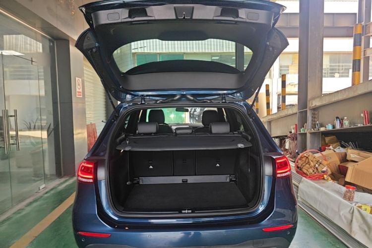 Used Mercedes-Benz B-Class 2022 B 200 Sport Edition Trunk