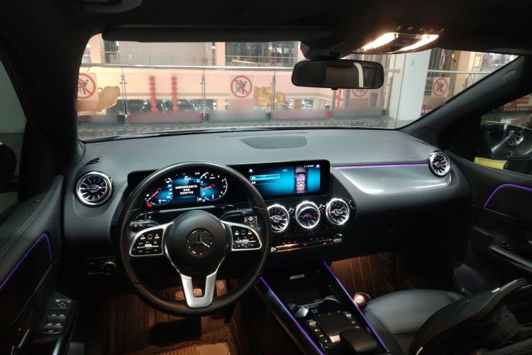 Used Mercedes-Benz B-Class 2022 Updated B 200 Fashion Edition Center Console