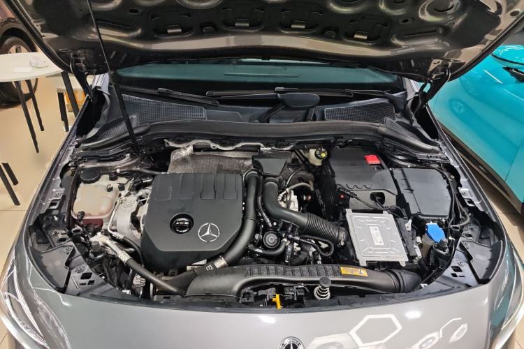 Used Mercedes-Benz B-Class 2022 B 200 Fashion Model Engine Bay