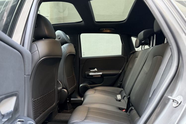 Used Mercedes-Benz B-Class 2022 B 200 Fashion Model Interior 4