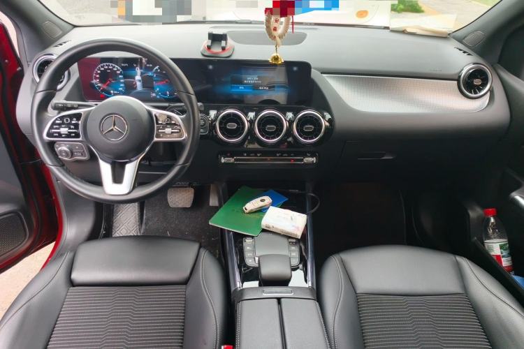 Used Mercedes-Benz B-Class 2022 Revised B 200 Dynamic Edition Center Console