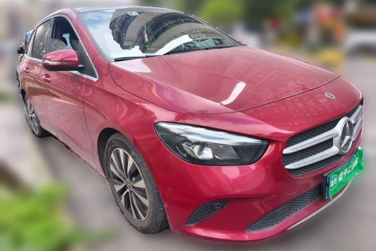 Used Mercedes-Benz B-Class 2022 Revised B 200 Dynamic Edition Front Right 45 Deg