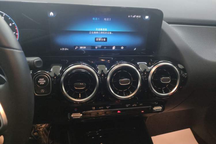 Used Mercedes-Benz B-Class 2022 Revised B 200 Dynamic Edition Audio And AC Panel