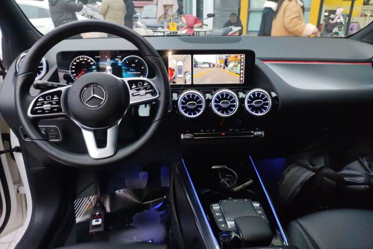 Used Mercedes-Benz B-Class 2022 Second Facelift B 200 Dynamic Edition Center Console