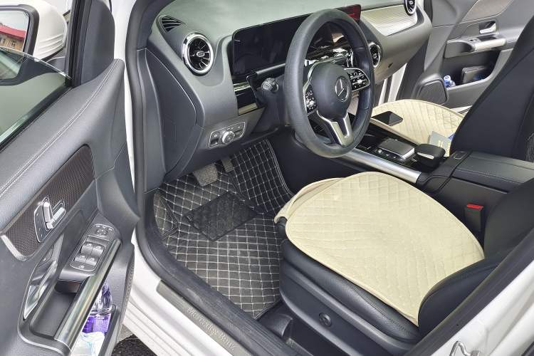 Used Mercedes-Benz B-Class 2022 Updated B 200 Fashion Edition Driver Seat