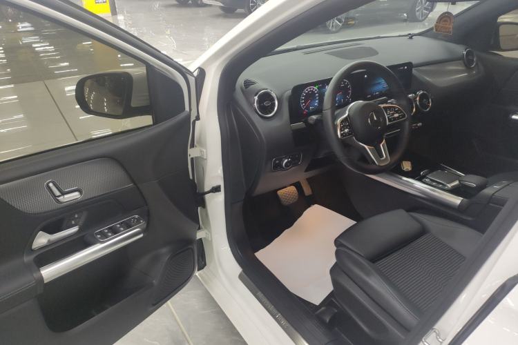 Used Mercedes-Benz B-Class 2022 Revised B 200 Dynamic Edition Driver Seat