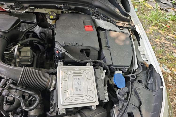 Used Mercedes-Benz B-Class 2022 Revised B 200 Dynamic Edition Engine Bay Left
