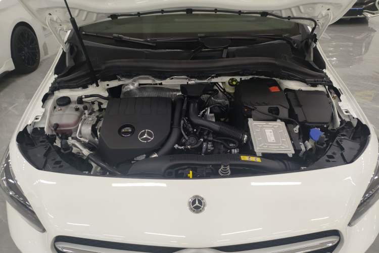 Used Mercedes-Benz B-Class 2022 Revised B 200 Dynamic Edition Engine Bay