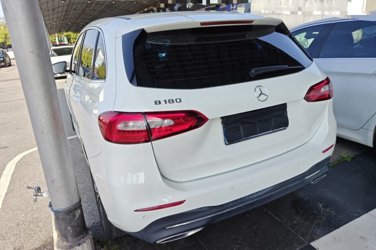 Used Mercedes-Benz B-Class 2022 B 180 Fashion Model Exterior 2