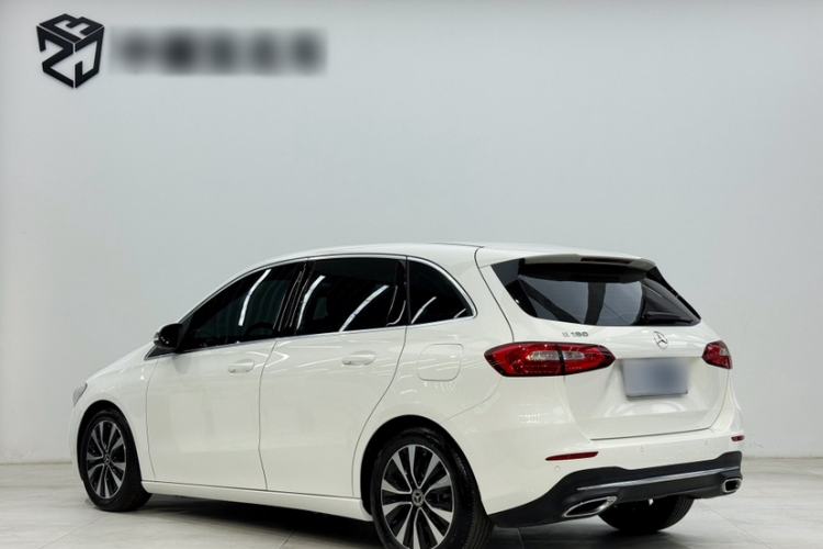 Used Mercedes-Benz B-Class 2022 B 180 Fashion Model Exterior 3