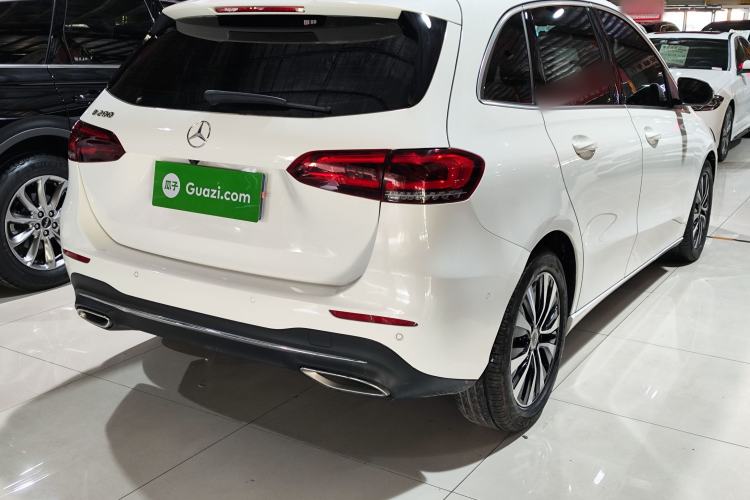 Used Mercedes-Benz B-Class 2022 Revised B 200 Dynamic Edition Exterior 3