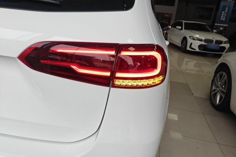 Used Mercedes-Benz B-Class 2022 Updated B 200 Fashion Edition Exterior 3