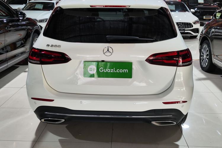 Used Mercedes-Benz B-Class 2022 Revised B 200 Dynamic Edition Exterior 4