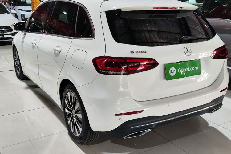 Used Mercedes-Benz B-Class 2022 Revised B 200 Dynamic Edition Exterior 5