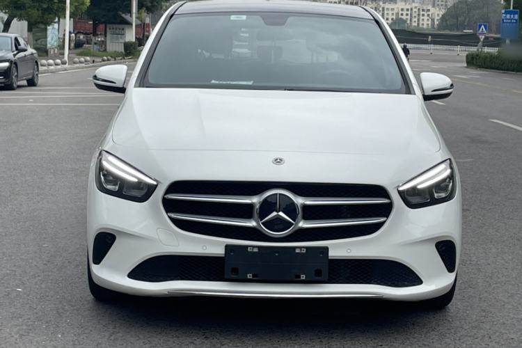 Used Mercedes-Benz B-Class 2022 Revised B 200 Dynamic Edition Exterior 6