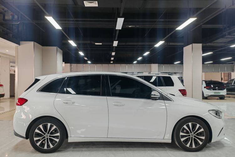 Used Mercedes-Benz B-Class 2022 B 180 Fashion Model Exterior 7
