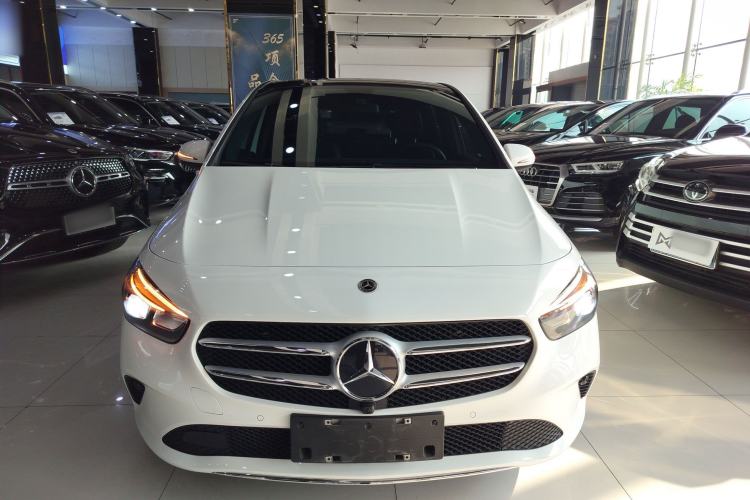 Used Mercedes-Benz B-Class 2022 Revised B 200 Dynamic Edition Front