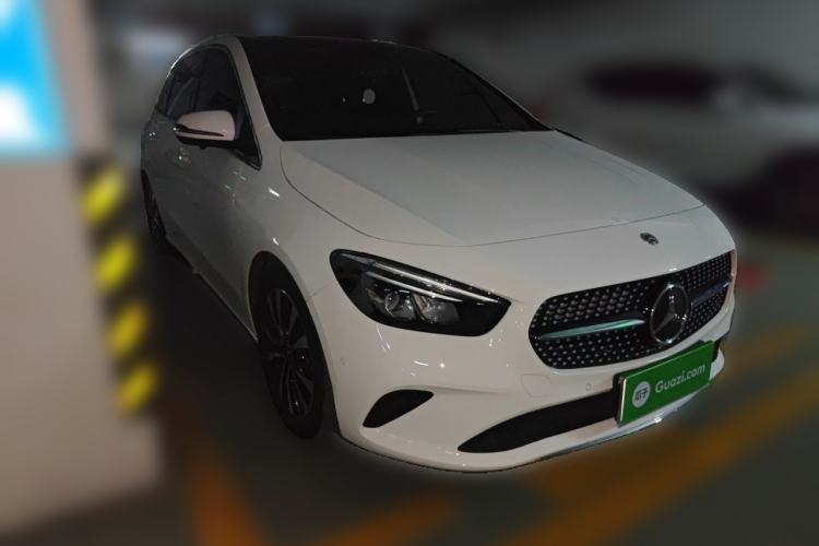 Used Mercedes-Benz B-Class 2022 Revised B 200 Dynamic Edition Front Right 45 Deg