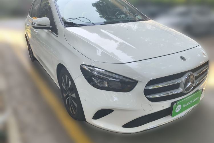 Used Mercedes-Benz B-Class 2022 Revised B 200 Dynamic Edition Front Right 45 Deg