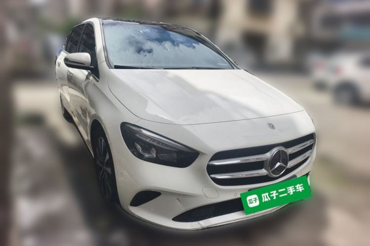 Used Mercedes-Benz B-Class 2022 Revised B 200 Dynamic Edition Front Right 45 Deg