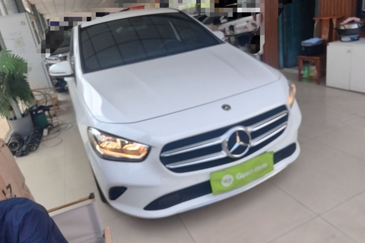 Used Mercedes-Benz B-Class 2022 B 180 Fashion Model Front Right 45 Deg