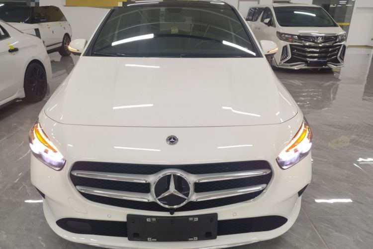 Used Mercedes-Benz B-Class 2022 Revised B 200 Dynamic Edition Front