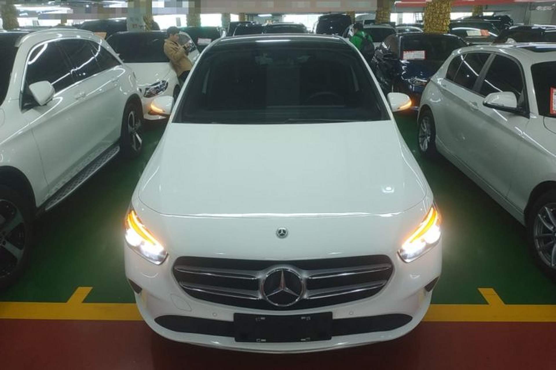 Used Mercedes-Benz B-Class 2022 Updated B 200 Fashion Edition Front