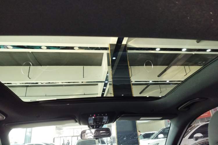 Used Mercedes-Benz B-Class 2022 Revised B 200 Dynamic Edition Headliner