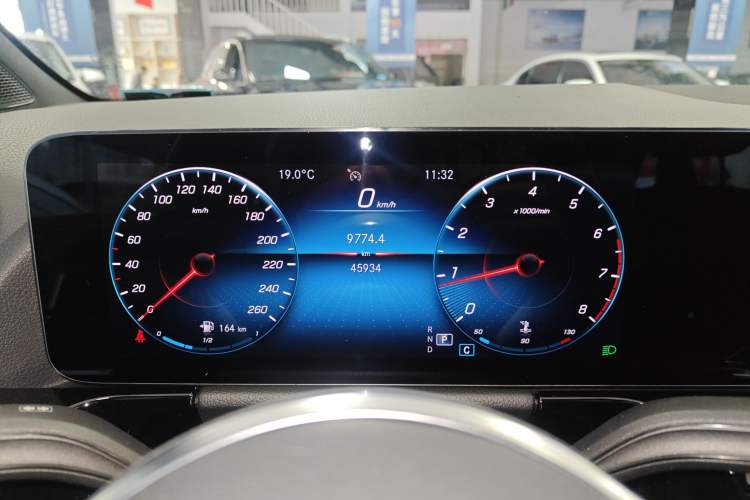 Used Mercedes-Benz B-Class 2022 Updated B 200 Fashion Edition Instrument Cluster