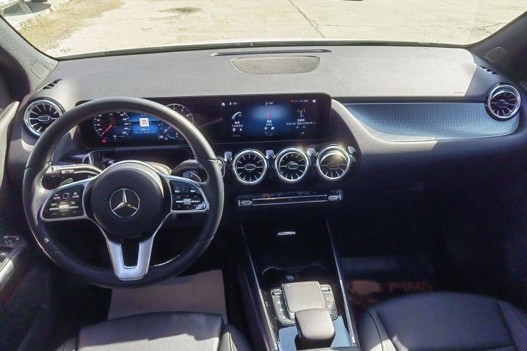 Used Mercedes-Benz B-Class 2022 Updated B 200 Fashion Edition Interior 2
